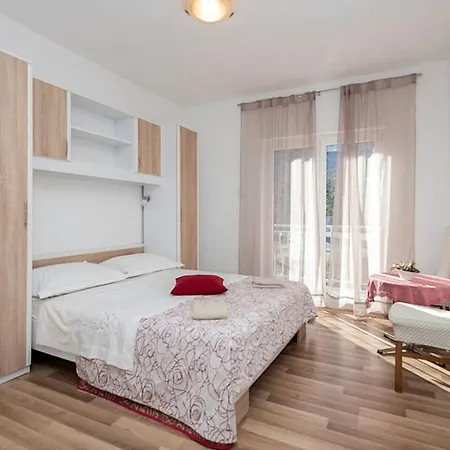 Blue Sky - Jacuzzi & Wine