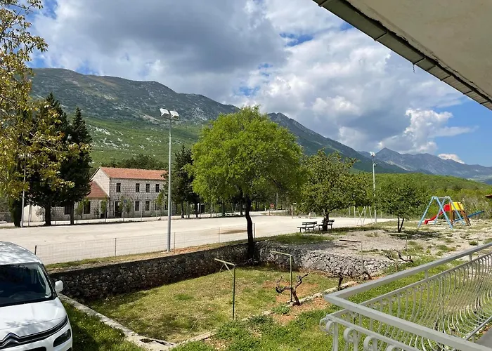 Blue Sky - Jacuzzi & Wine シャレー