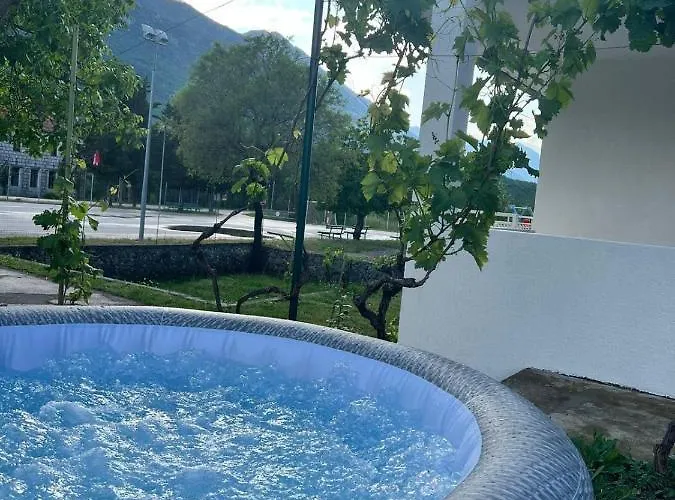 Blue Sky - Jacuzzi & Wine Ozici