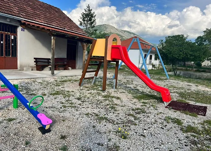 シャレー Blue Sky - Jacuzzi & Wine Ozici